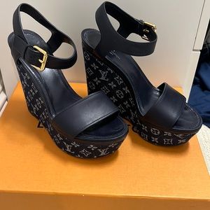 Louis Vuitton wedges